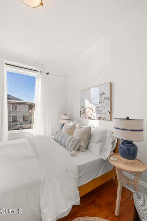 Tiny photo for 1106 E Santa Clara Street, Ventura, CA 93001 (MLS # V1-38027)