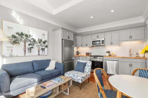 Tiny photo for 1106 E Santa Clara Street, Ventura, CA 93001 (MLS # V1-38027)