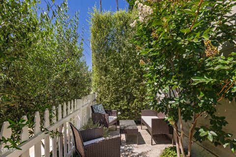 Tiny photo for 1106 E Santa Clara Street, Ventura, CA 93001 (MLS # V1-38027)