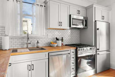 Tiny photo for 1106 E Santa Clara Street, Ventura, CA 93001 (MLS # V1-38027)