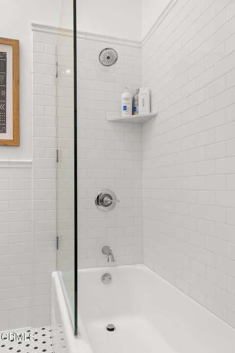 Tiny photo for 1106 E Santa Clara Street, Ventura, CA 93001 (MLS # V1-38027)
