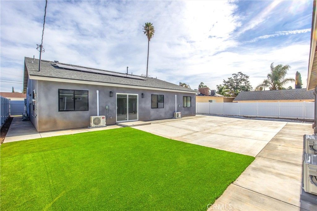 Photo of 1243 N California, Beaumont, CA 92223 (MLS # IG25278891)