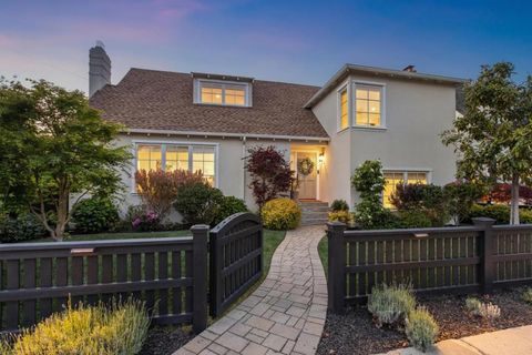 Photo of 416 Burlingame Avenue, Burlingame, CA 94010 (MLS # ML82044327)