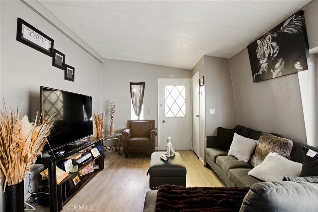 1414 W CENTRAL Avenue 10