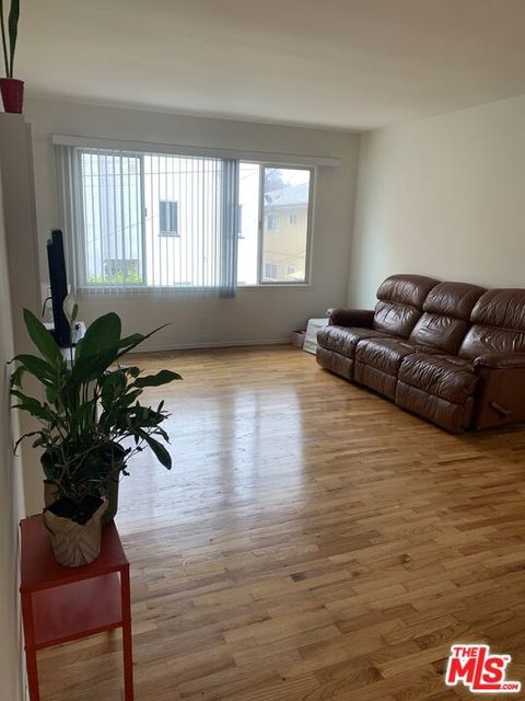Photo of 1470 S Sherbourne Drive #6, Los Angeles, CA 90035 (MLS # 26841637)