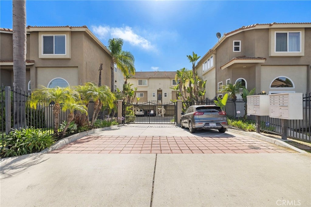 1940 Maple Avenue