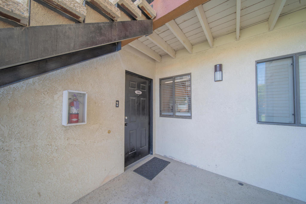 78650 Avenue 42 101