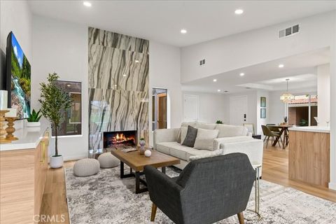 Photo of 87 Camino Arroyo Pl N, Palm Desert, CA 92260 (MLS # TR26005763)