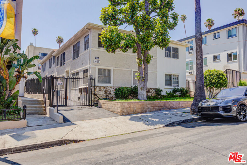 Welcome to 1643 N Formosa! Welcome to this downstairs remodeled, quiet, big and spacious 1 bed 1 bath. This unit has a ton of natural light. The unit has all of the bells and whistles you need - AC & heat in the unit, 1 spot parking on site, laundry in the building, dishwasher, fridge, microwave, etc. The building is very well maintained - enjoy the brand new hardwood floors and new appliances. There is also a secure gate in the front of the building - enjoy the extra security for the units and car! The layout of the unit is ideal - open living room, dining area that leads to the kitchen, and generously sized bathroom and bedroom. Fantastic location in an upscale neighborhood - enjoy everything Hollywood has to offer!