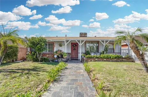 5737 Denny Ave, North Hollywood, CA 91601 - MLS#: NS25246784