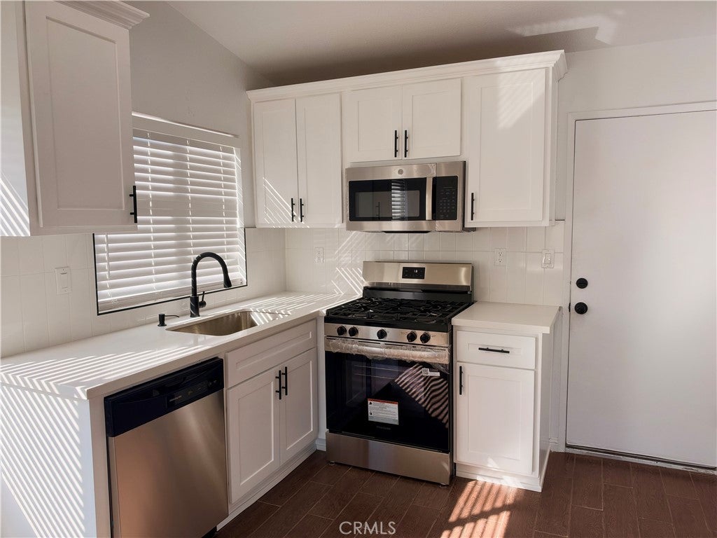 11363 Addison