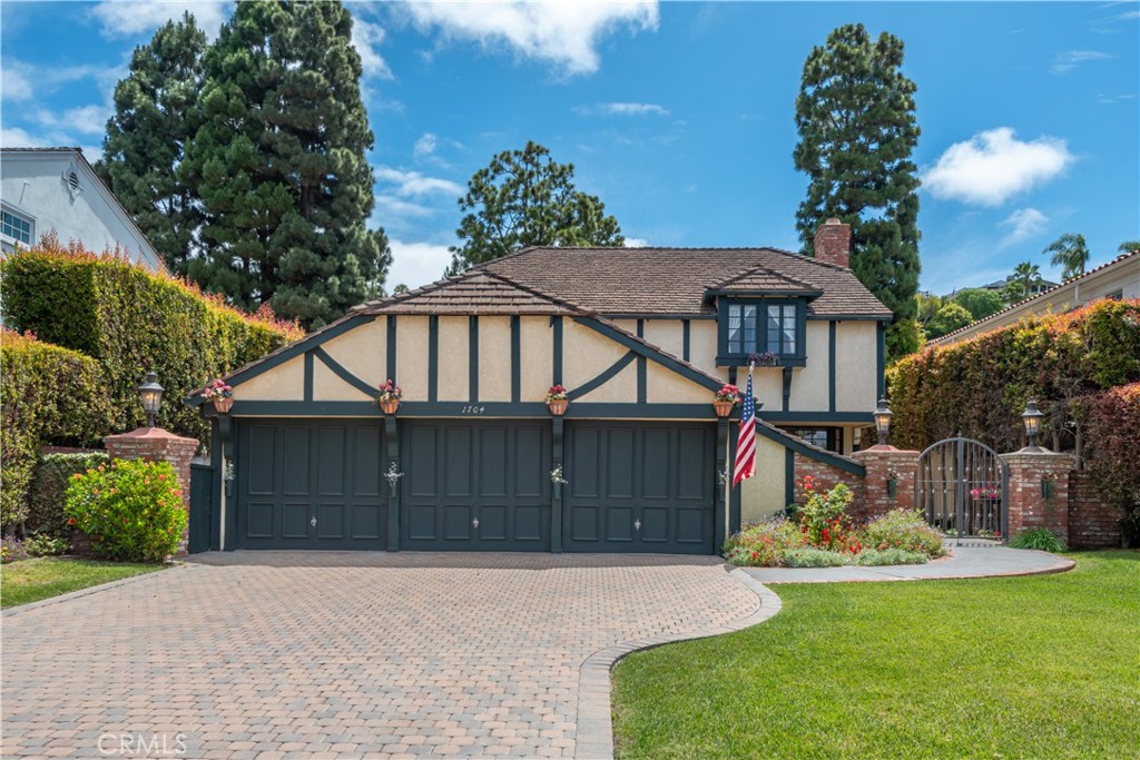 1704 Palos Verdes Drive West