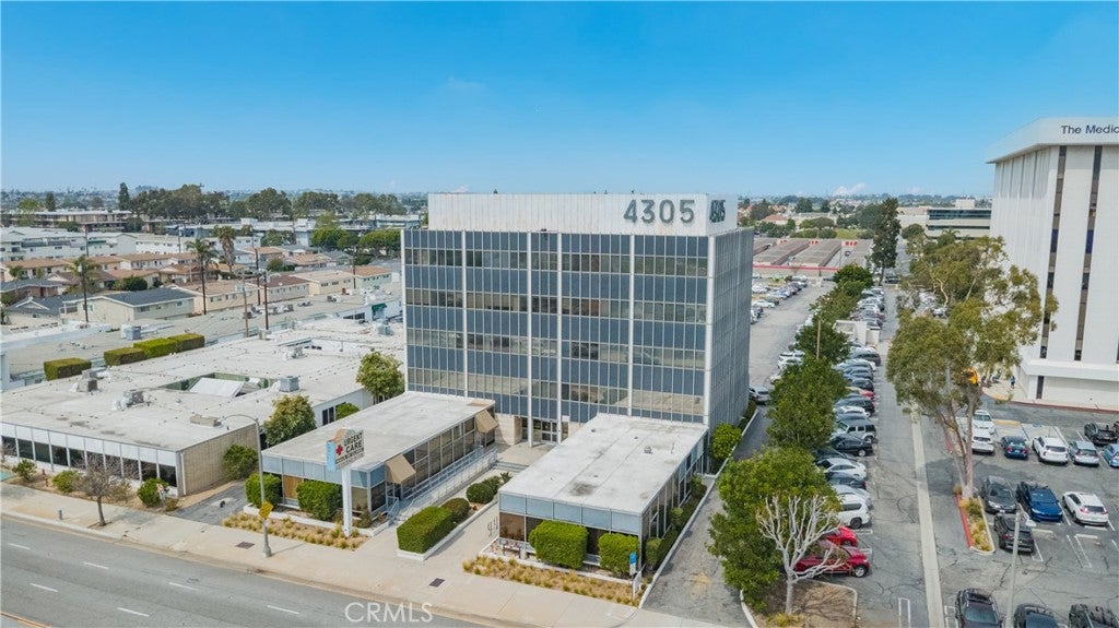 4305 Torrance Blvd 306