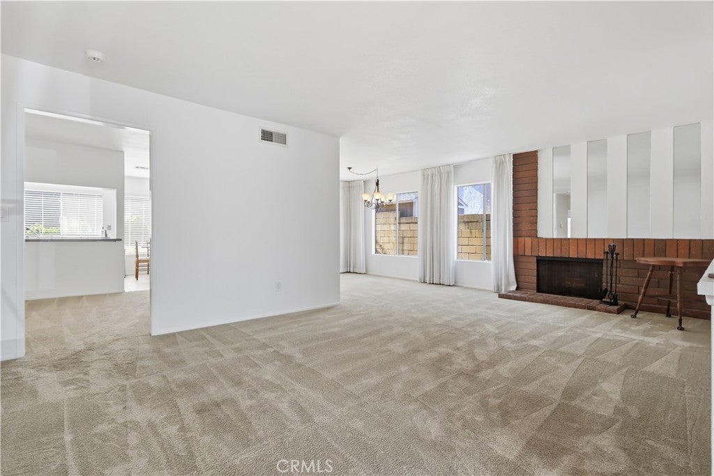 28631 Mount Sawtooth