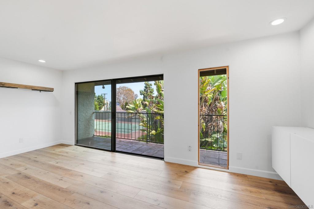 1092 Fresno St 4