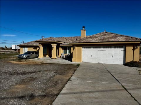 17620 Lemon Street Hesperia CA 92345