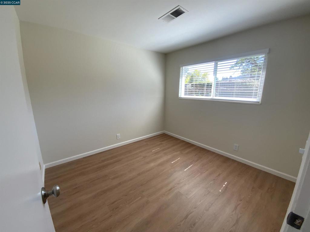 MONTEVIDEO - Residential Lease