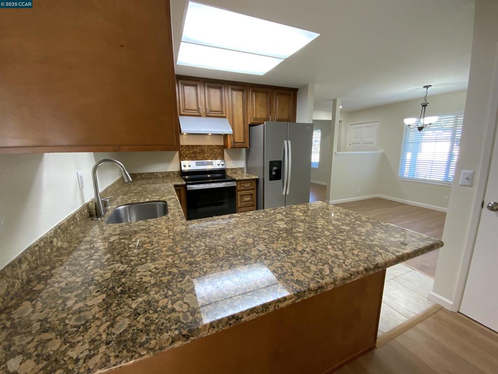 MONTEVIDEO - Residential Lease