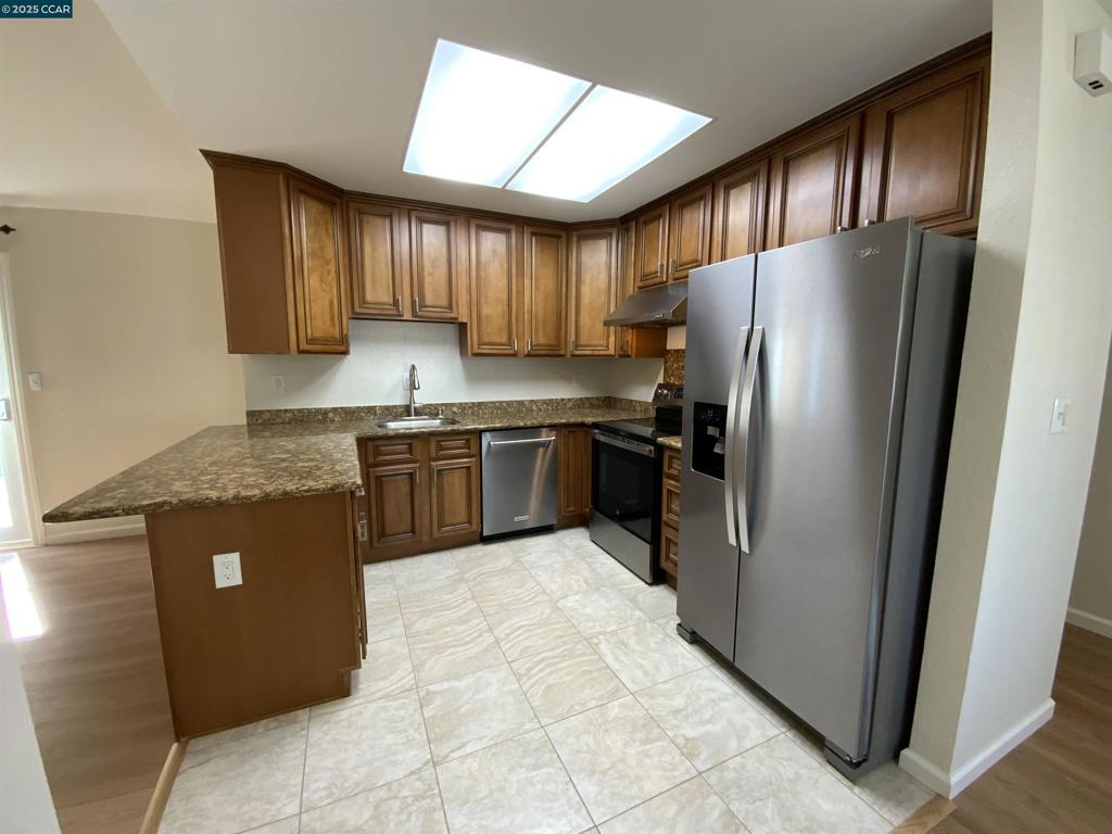 MONTEVIDEO - Residential Lease