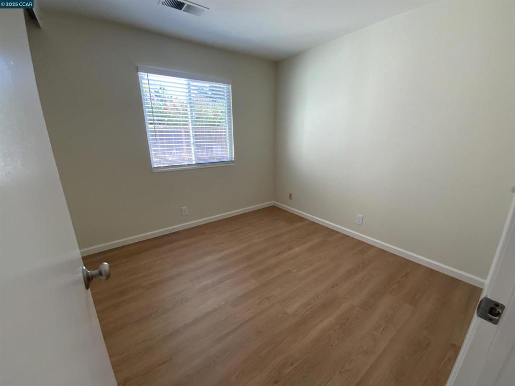 MONTEVIDEO - Residential Lease