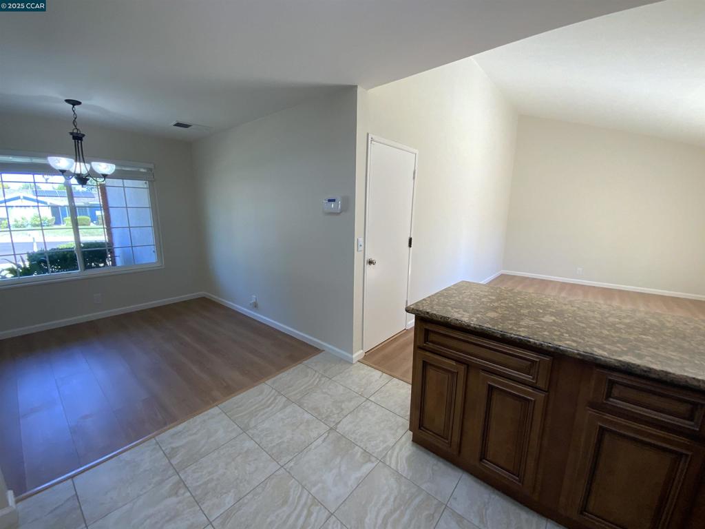MONTEVIDEO - Residential Lease