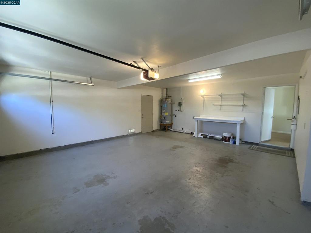 MONTEVIDEO - Residential Lease