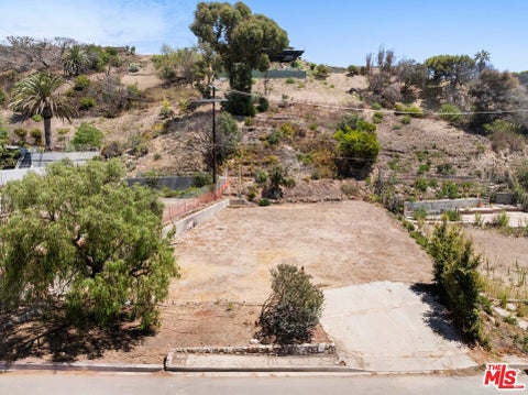 Photo of 826 Jacon Way, Los Angeles, CA 90272 (MLS # 26871679)