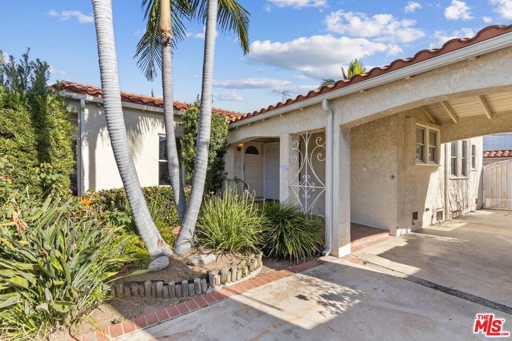 Photo of 4144 Le Bourget Avenue, Culver City, CA 90232 (MLS # 26665775)