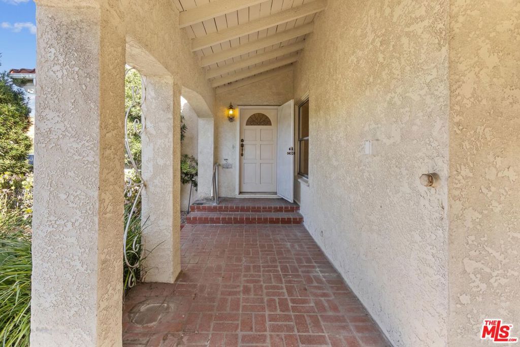 4144 Le Bourget Avenue