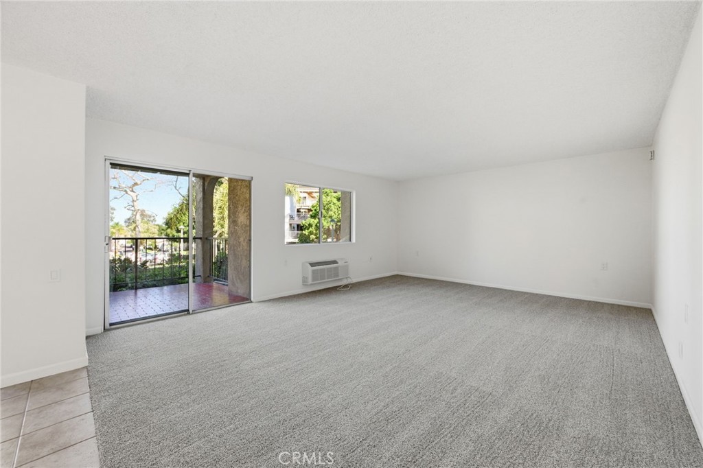 3243 San Amadeo 1F