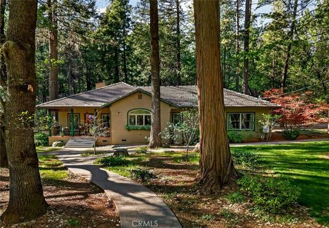 Photo of 62 Hollow Oak Dr, Chico, CA 95973 (MLS # SN26065080)