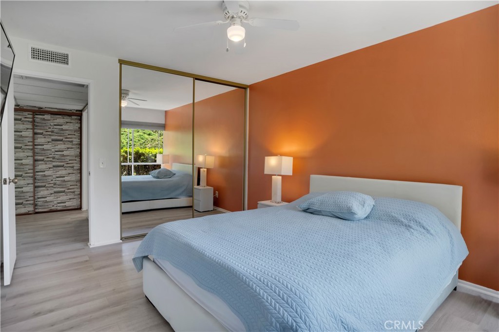 Oaknoll Villas (314) - Residential