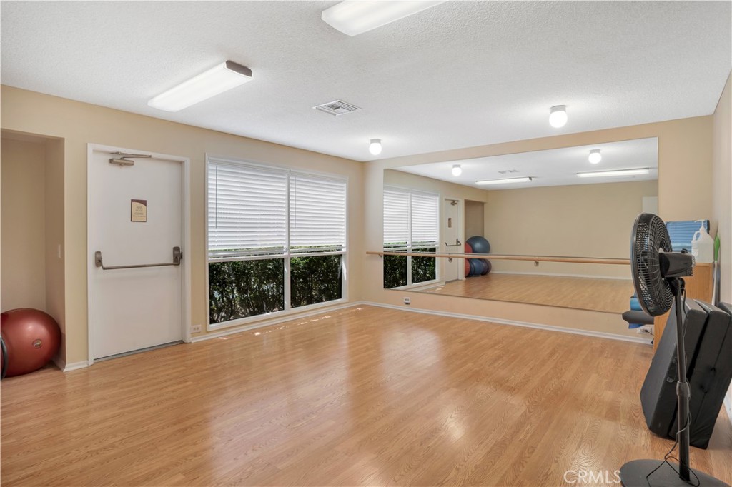 Oaknoll Villas (314) - Residential