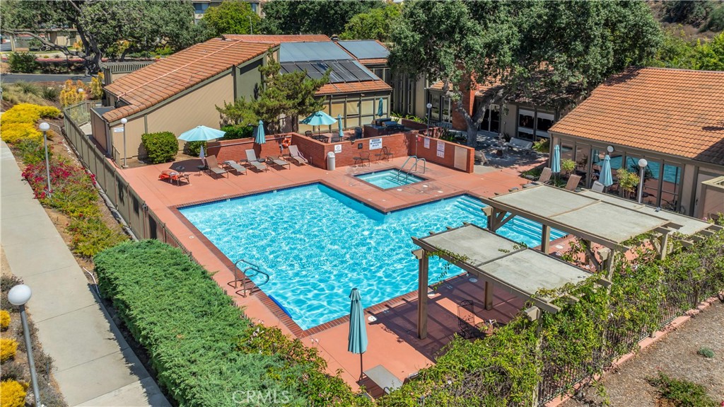 Oaknoll Villas (314) - Residential
