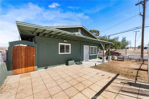 Photo of 625 E Freedrick Street, Barstow, CA 92311 (MLS # SR26050149)