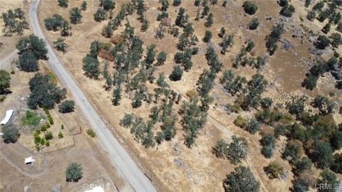 Photo of 1 .., Squaw Valley, CA 93675 (MLS # SR26060946)