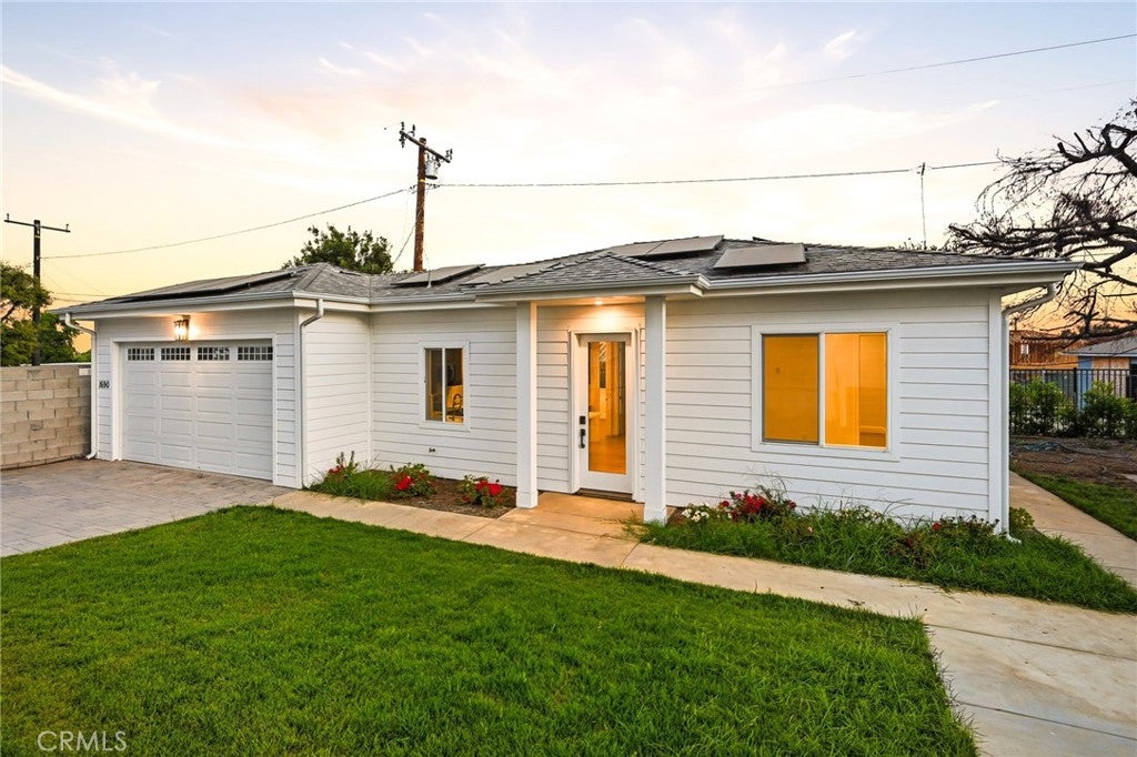 1688 E Mendocino