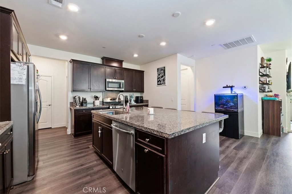 3904 Arrow Wood