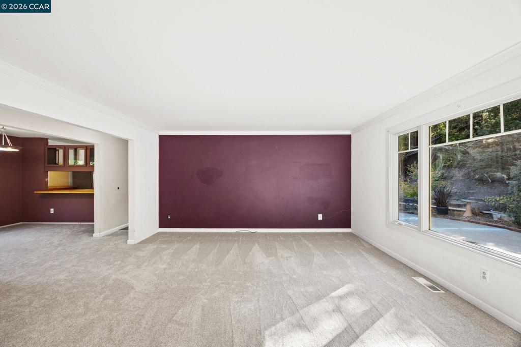 37 Cornell Ct