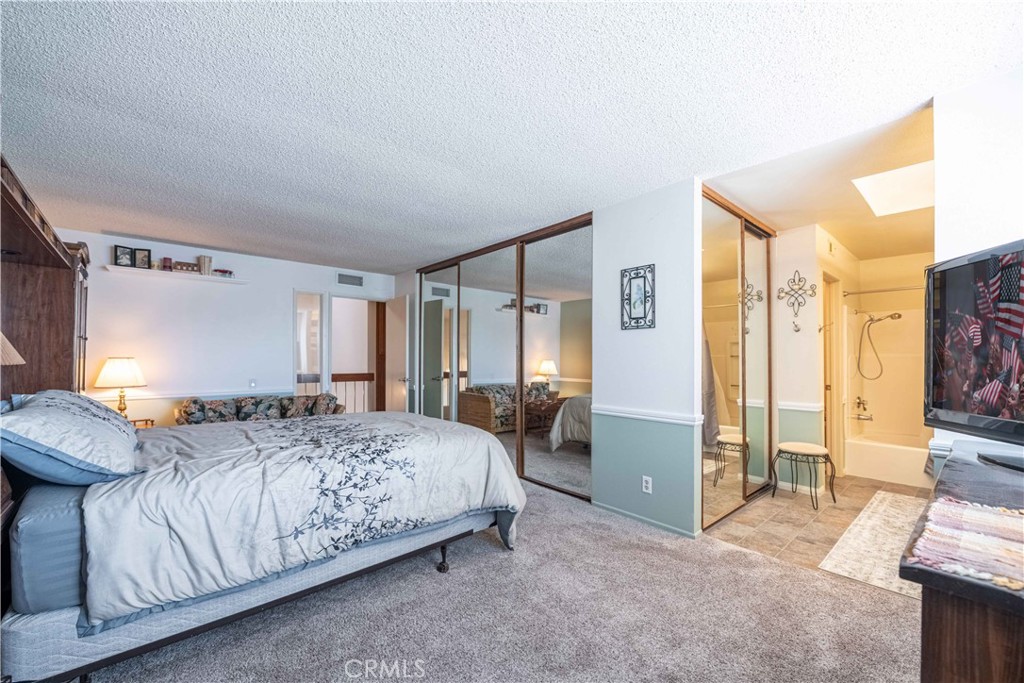 Creekside (290) - Residential