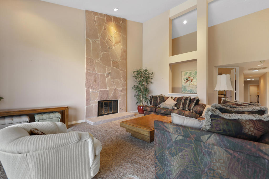 38746 Dahlia Circle