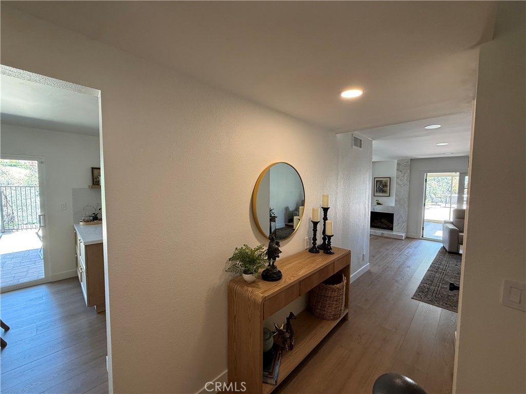 Photo of 720 Starlight Heights Dr, La Canada Flintridge, CA 91011 (MLS # BB26078679)