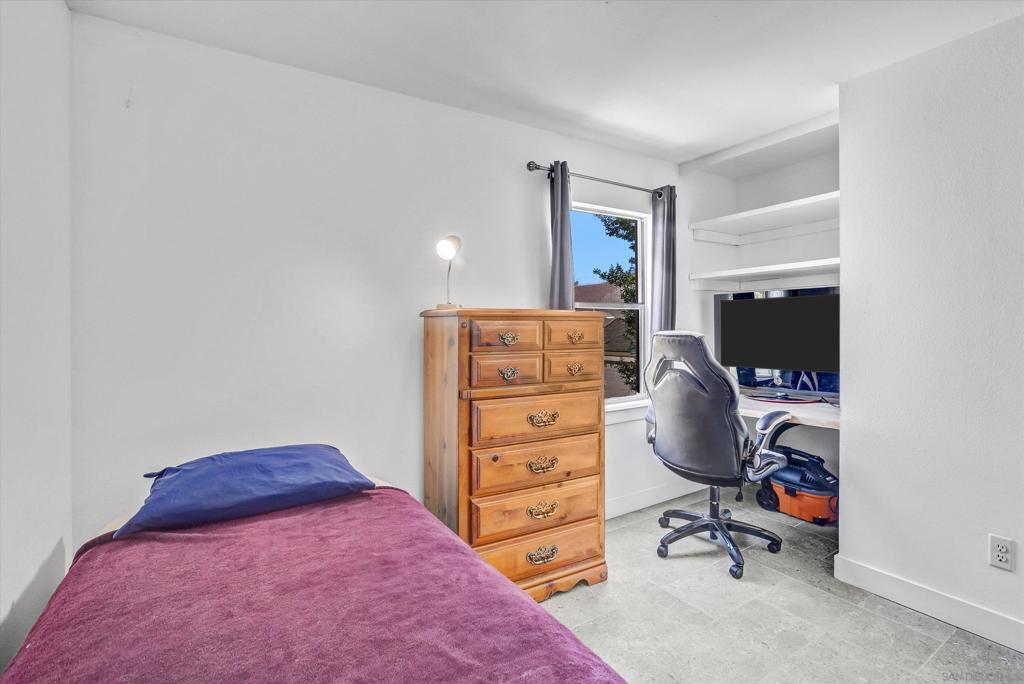 Linda Vista - Residential