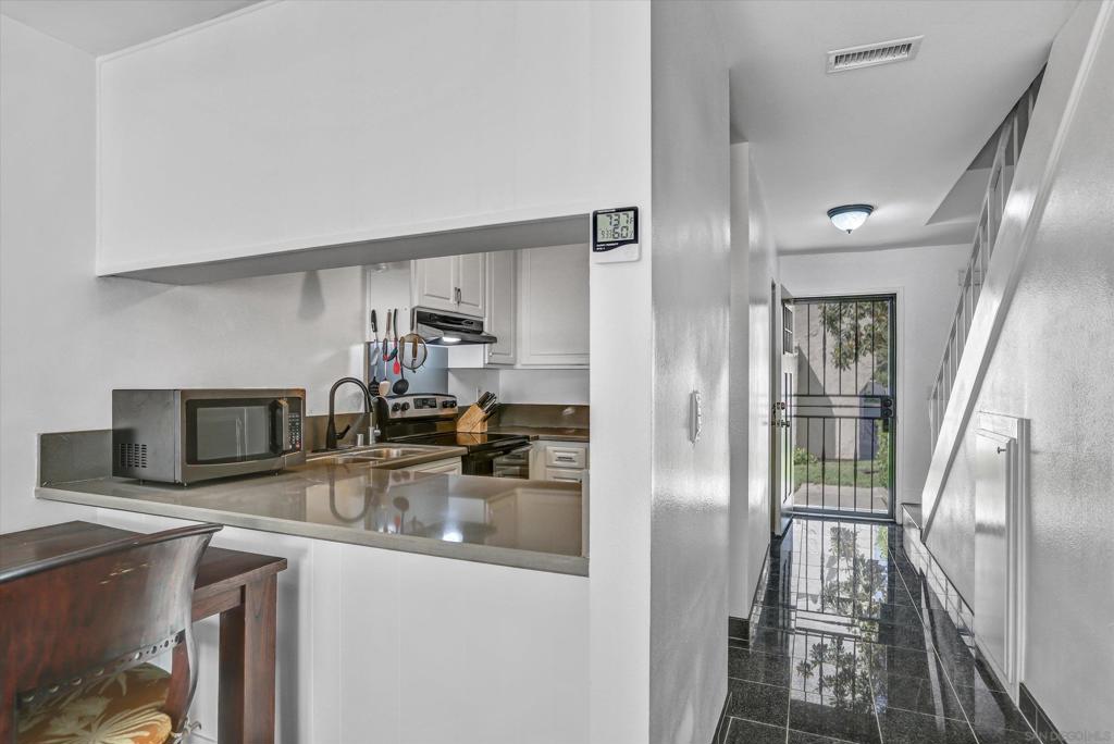 Linda Vista - Residential