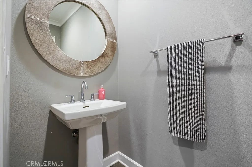 820 E Santa Ana Street