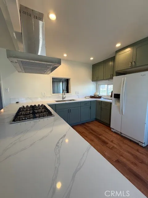 Gardena, California 90248, United States, 3 Bedrooms Bedrooms, ,2 BathroomsBathrooms,Residential,Active,238580