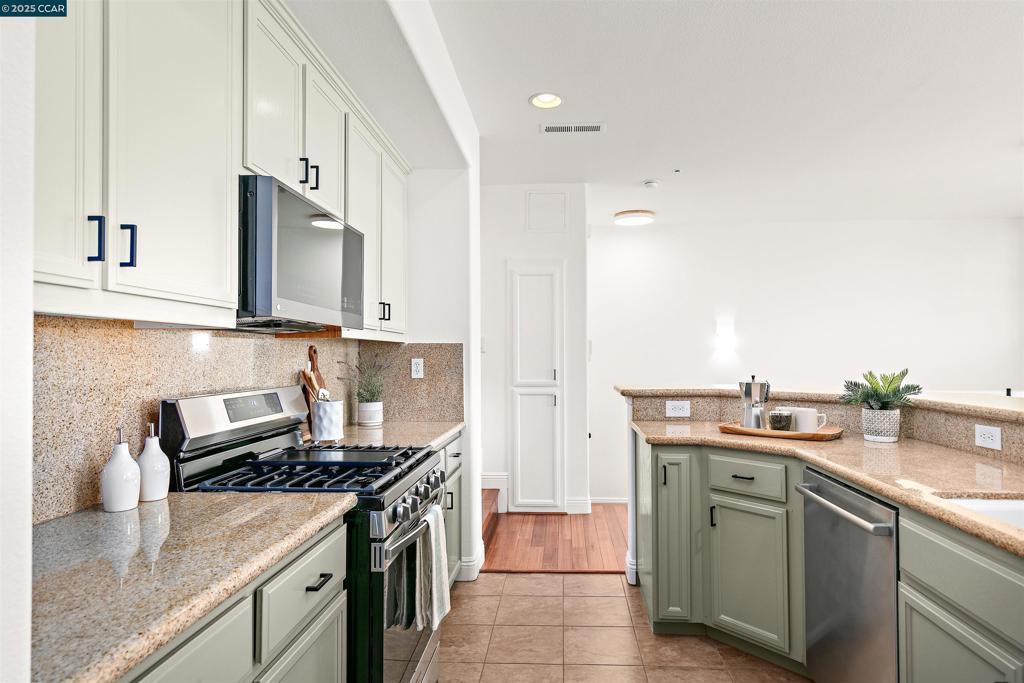 DUBLIN RANCH - Residential
