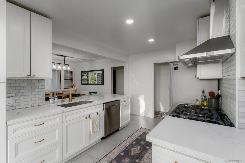 Pacific Beach - Residential