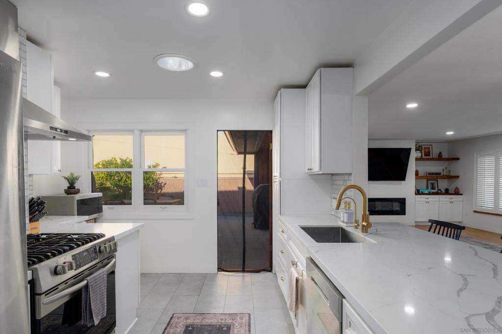 Pacific Beach - Residential