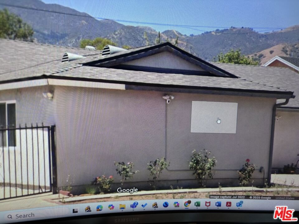 13807 Paddock Street